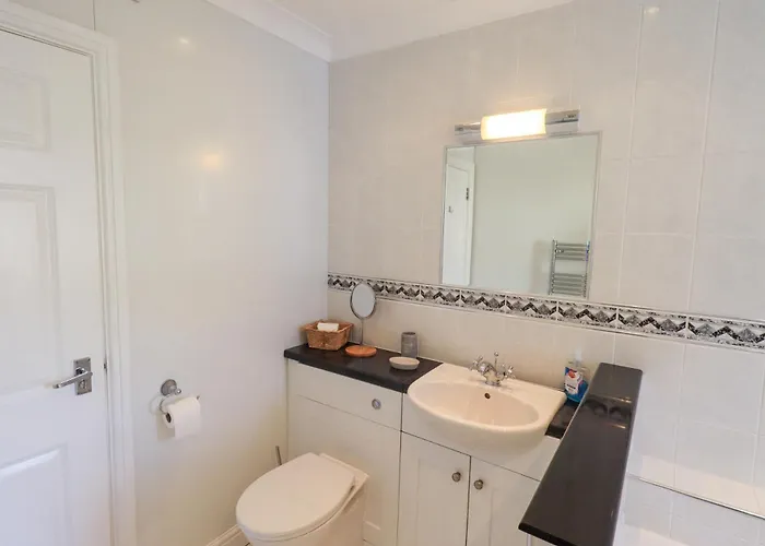 Two Tweenways Semesterbostad *